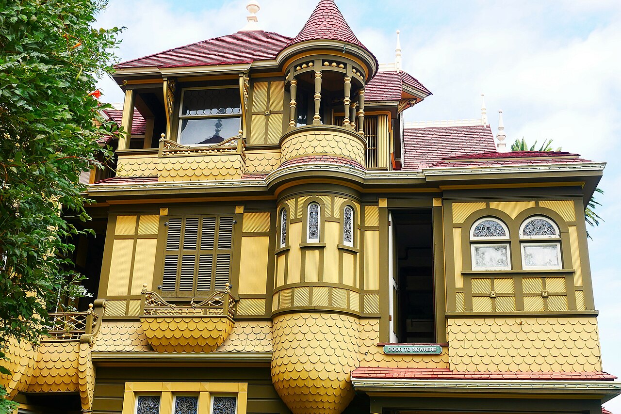 Winchester Mystery House
