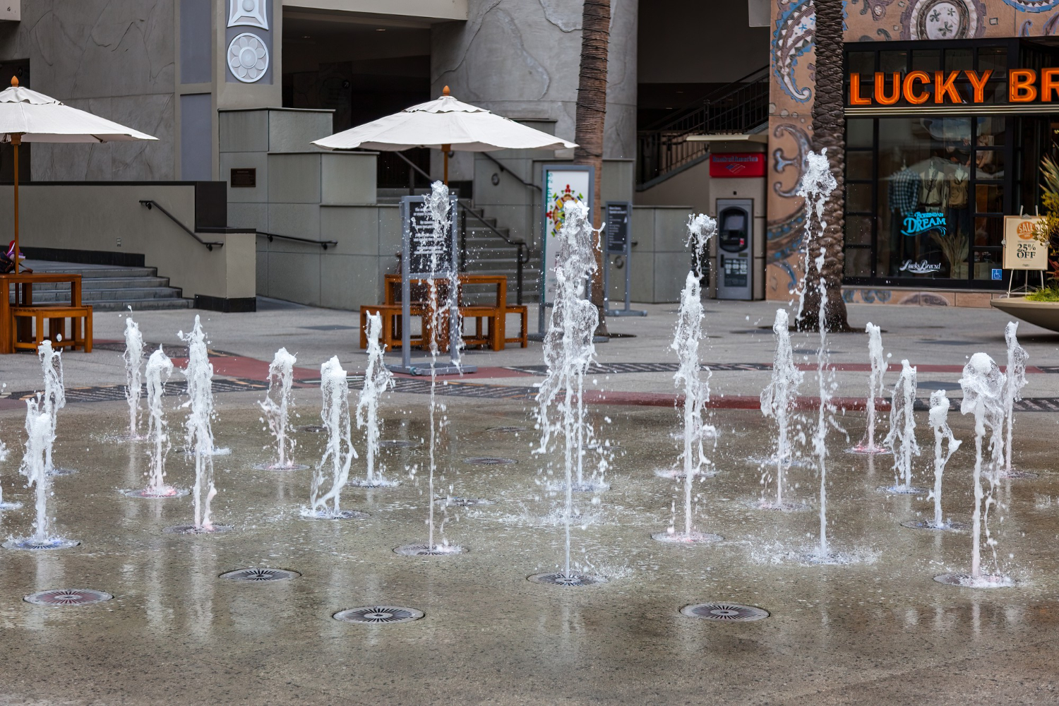 shopping mall fountains