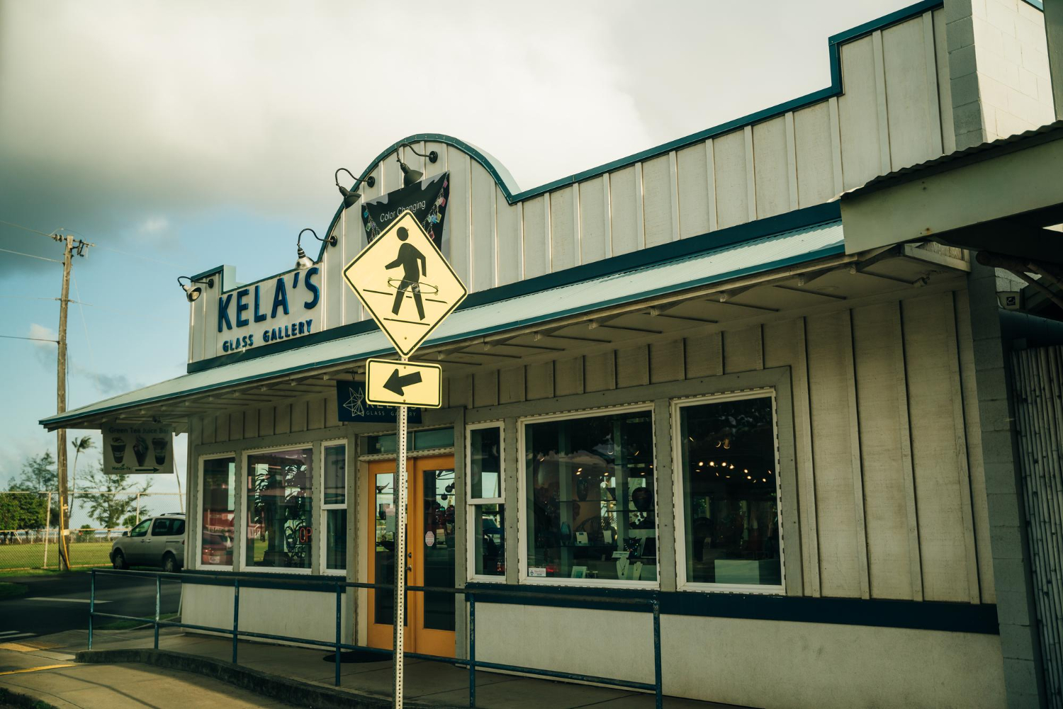 Closed Store