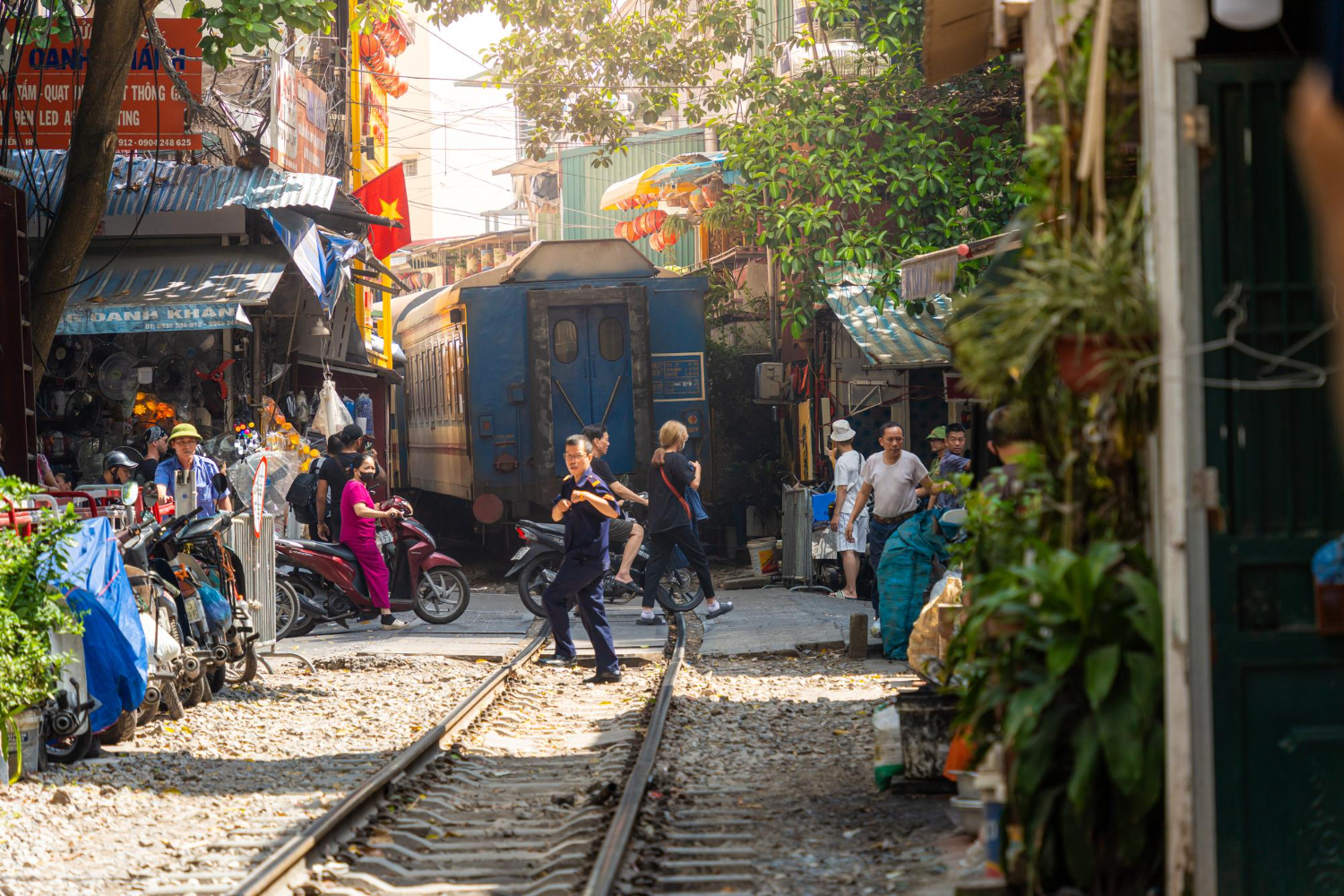 Hanoi Train Street