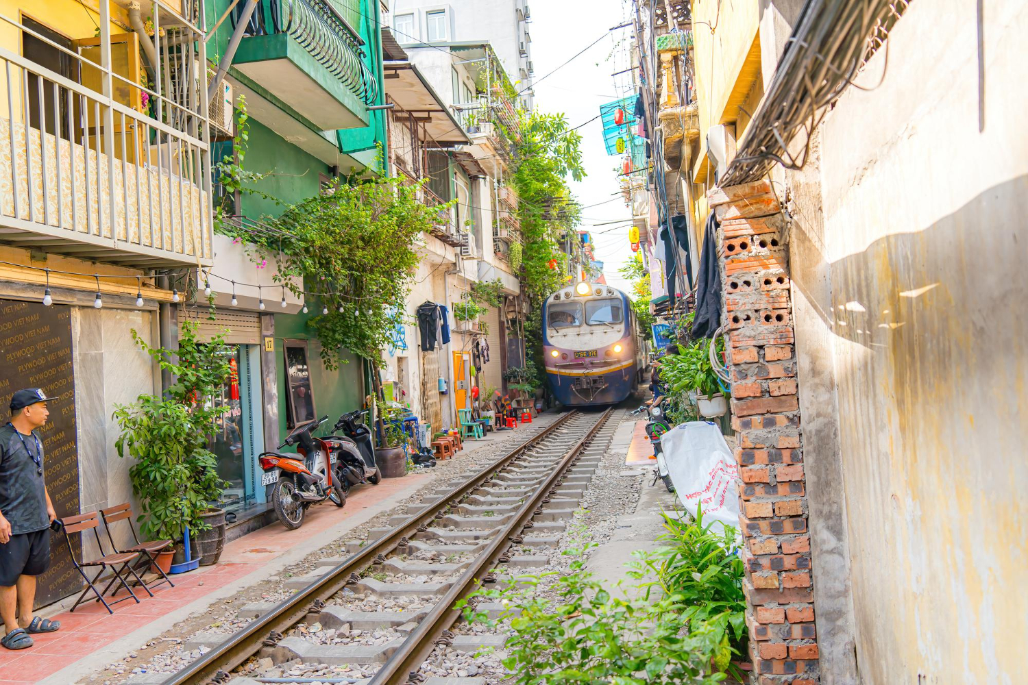 Hanoi Train Street