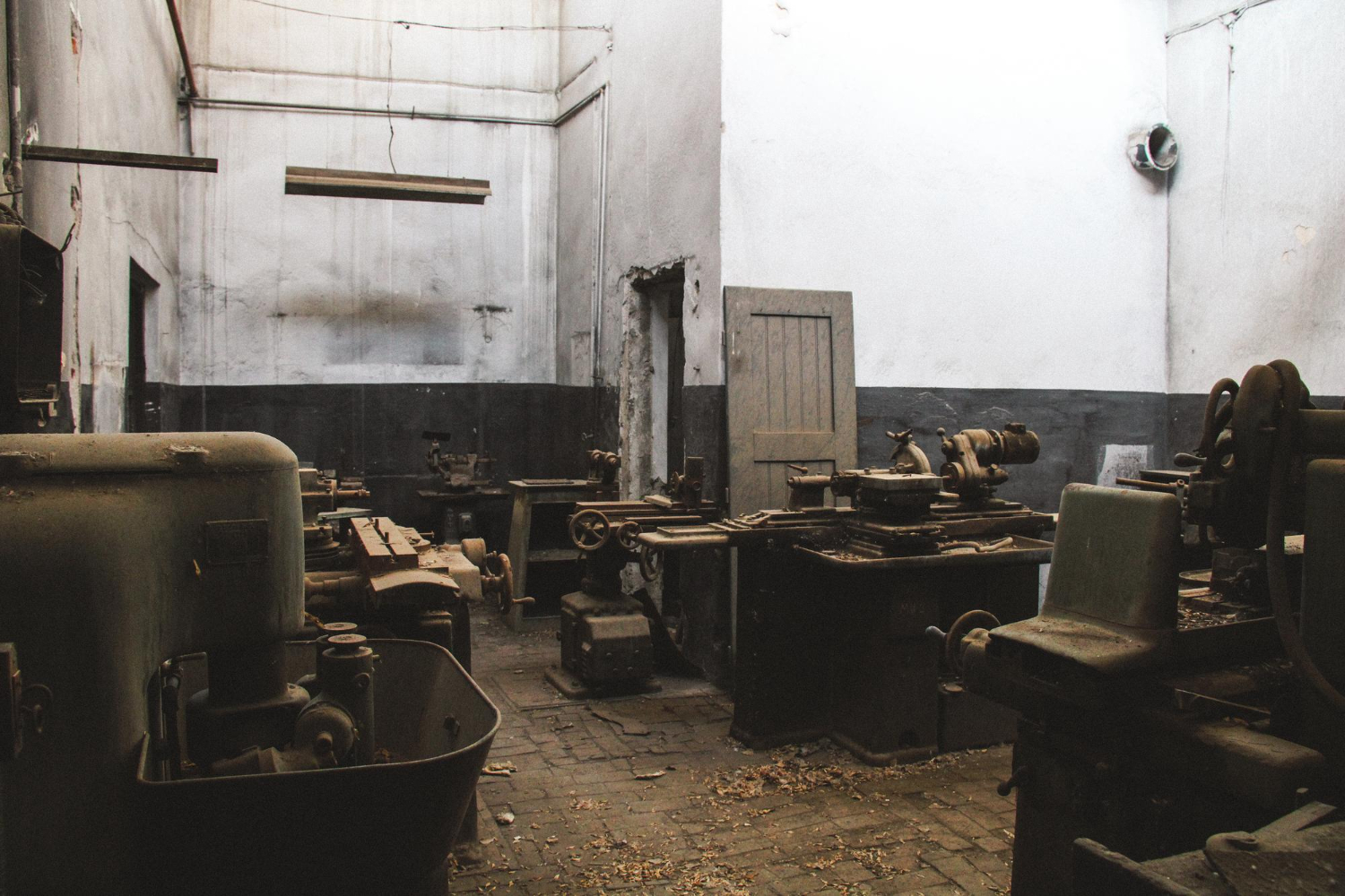 Vintage workplaces