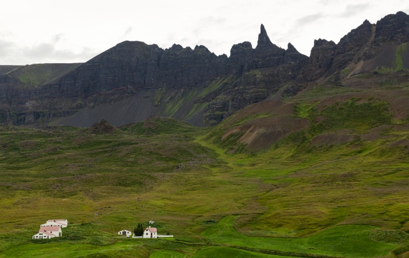 250 People Live Here With No Escape Plan (And They Choose It Over Civilization)