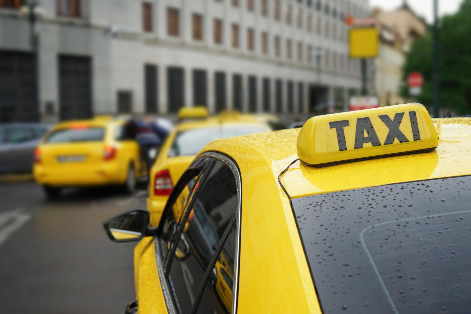 Taxi