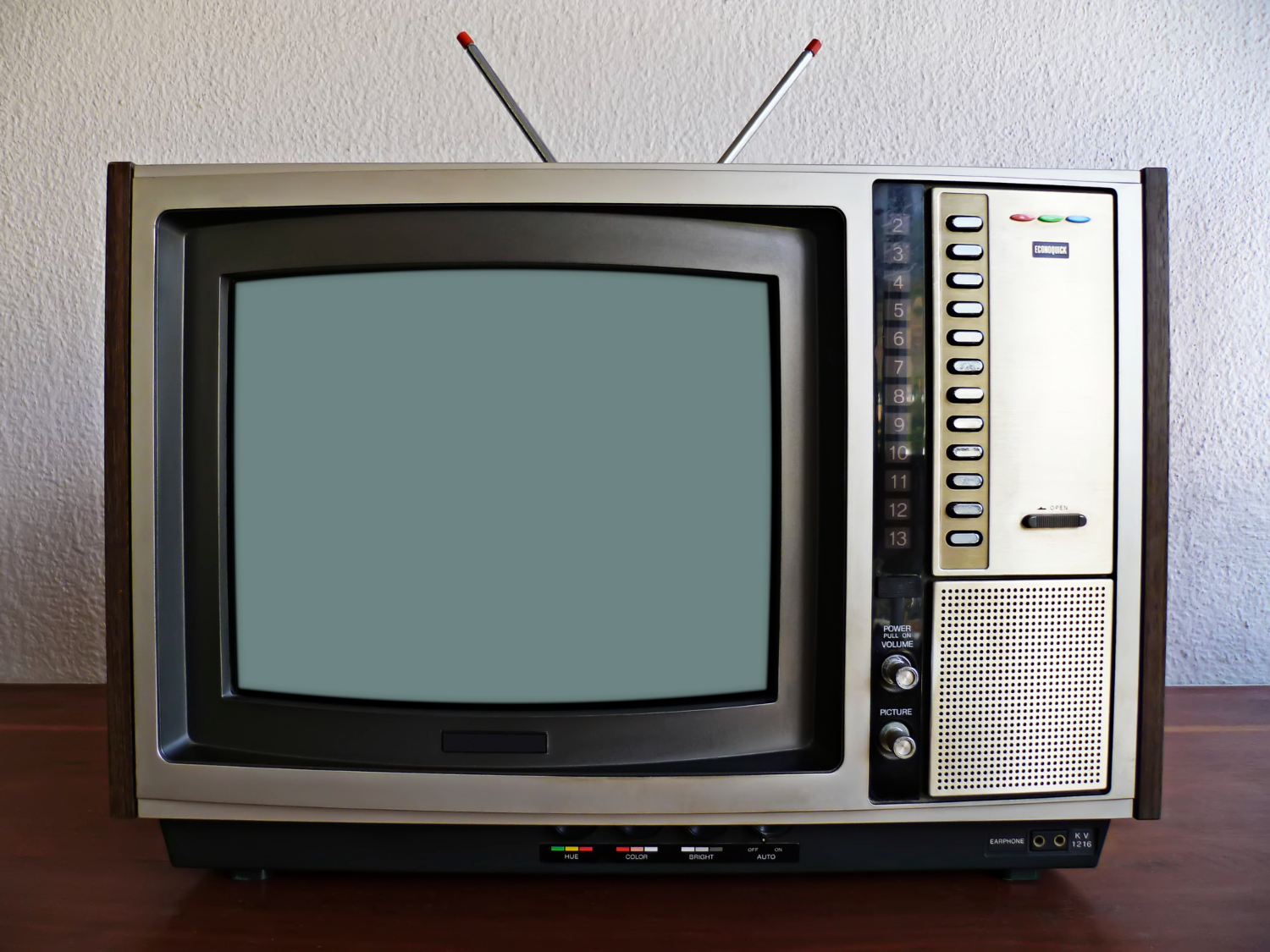 TV
