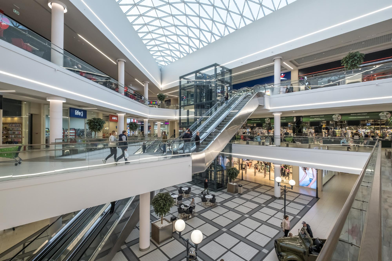shopping mall