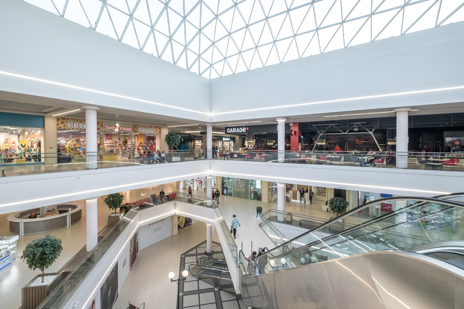 shopping mall