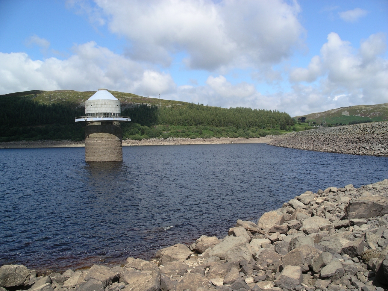 Llyn Celyn 