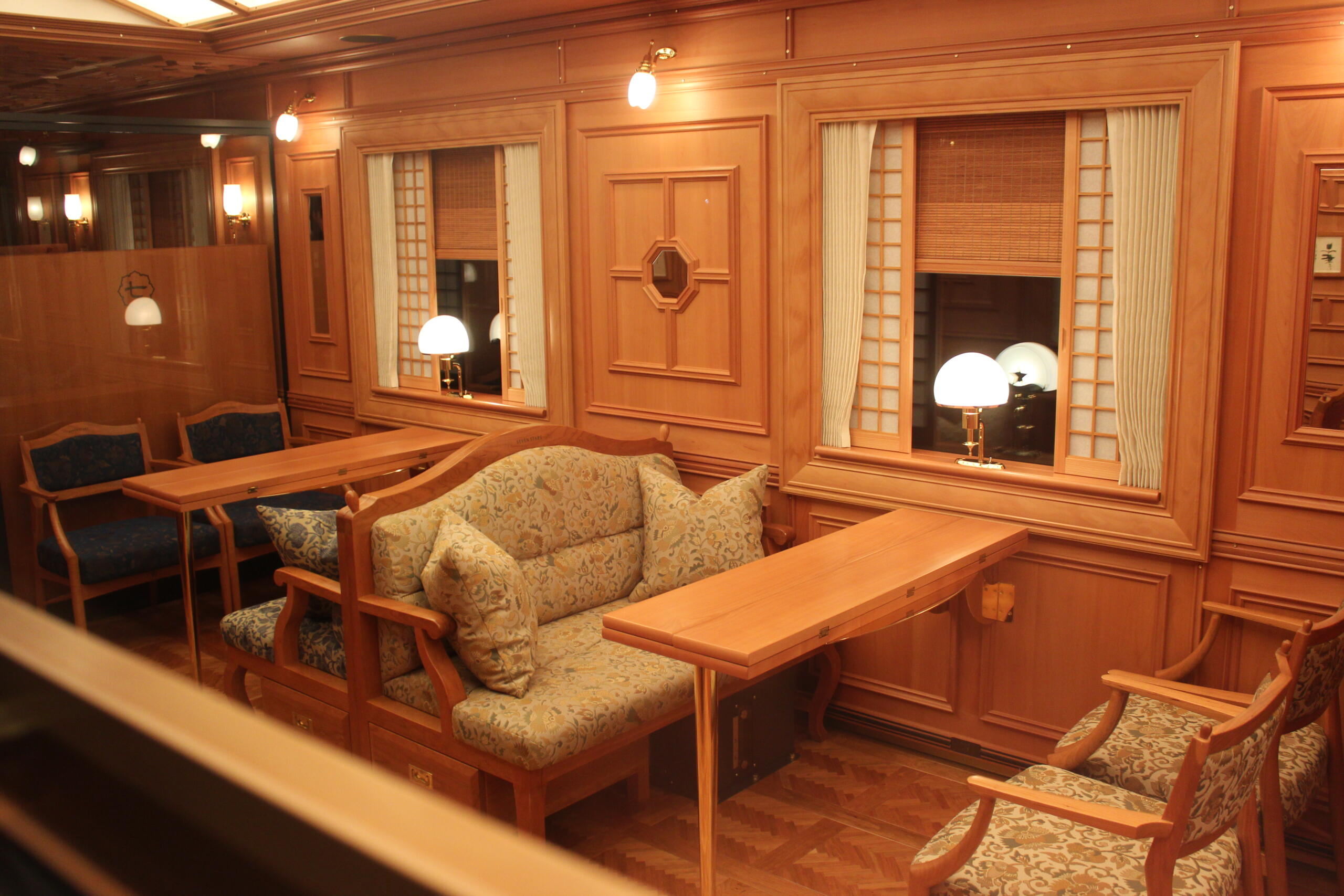 Japan's Luxury Sleeper Train Dining Car