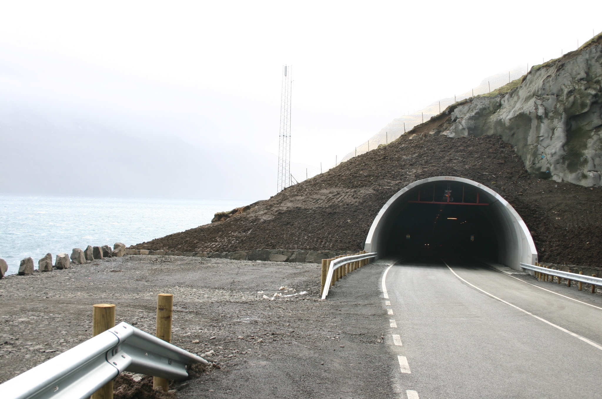 Tunnel