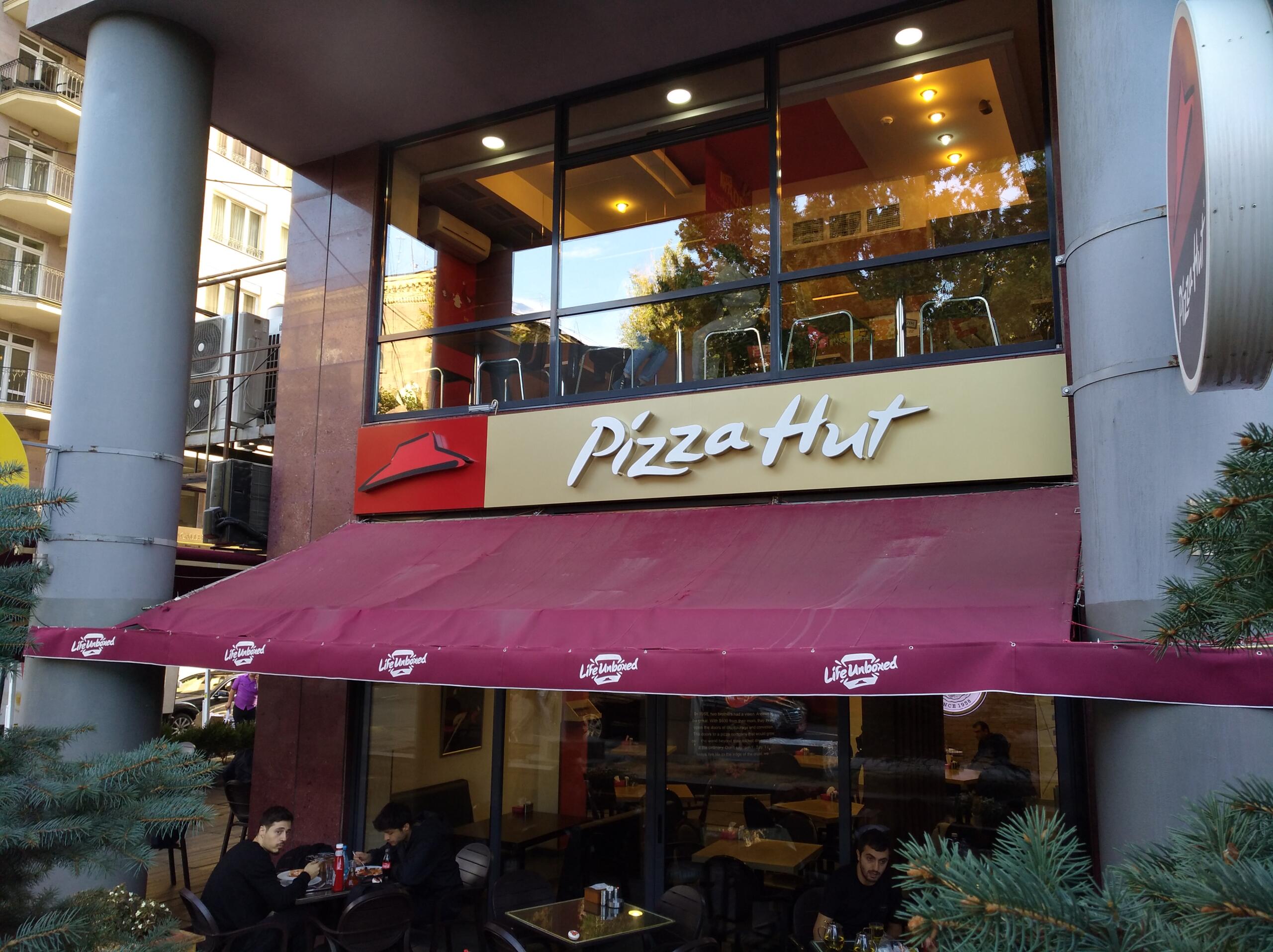 Pizza Hut