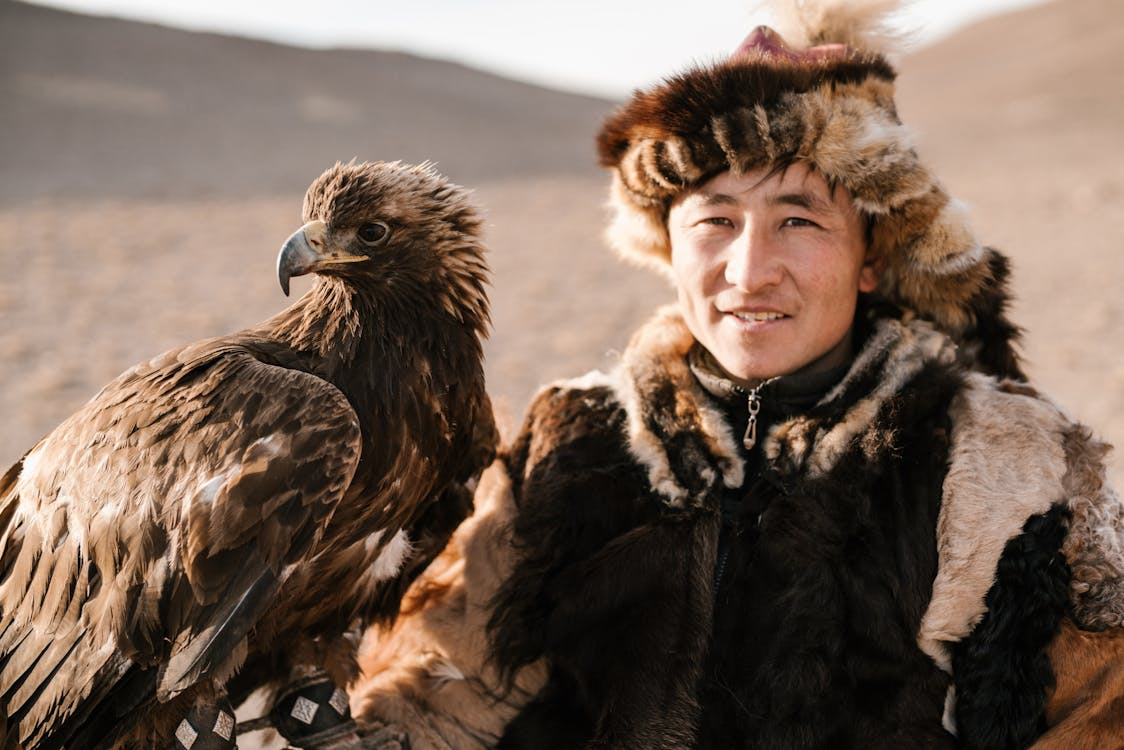 Mongolian eagle hunting 