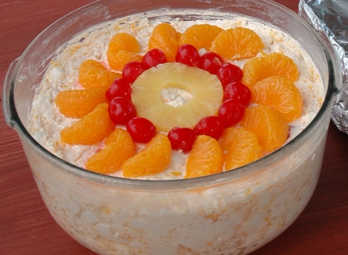 12 Beloved American Desserts From the 1960s and '70s That Have Vanished