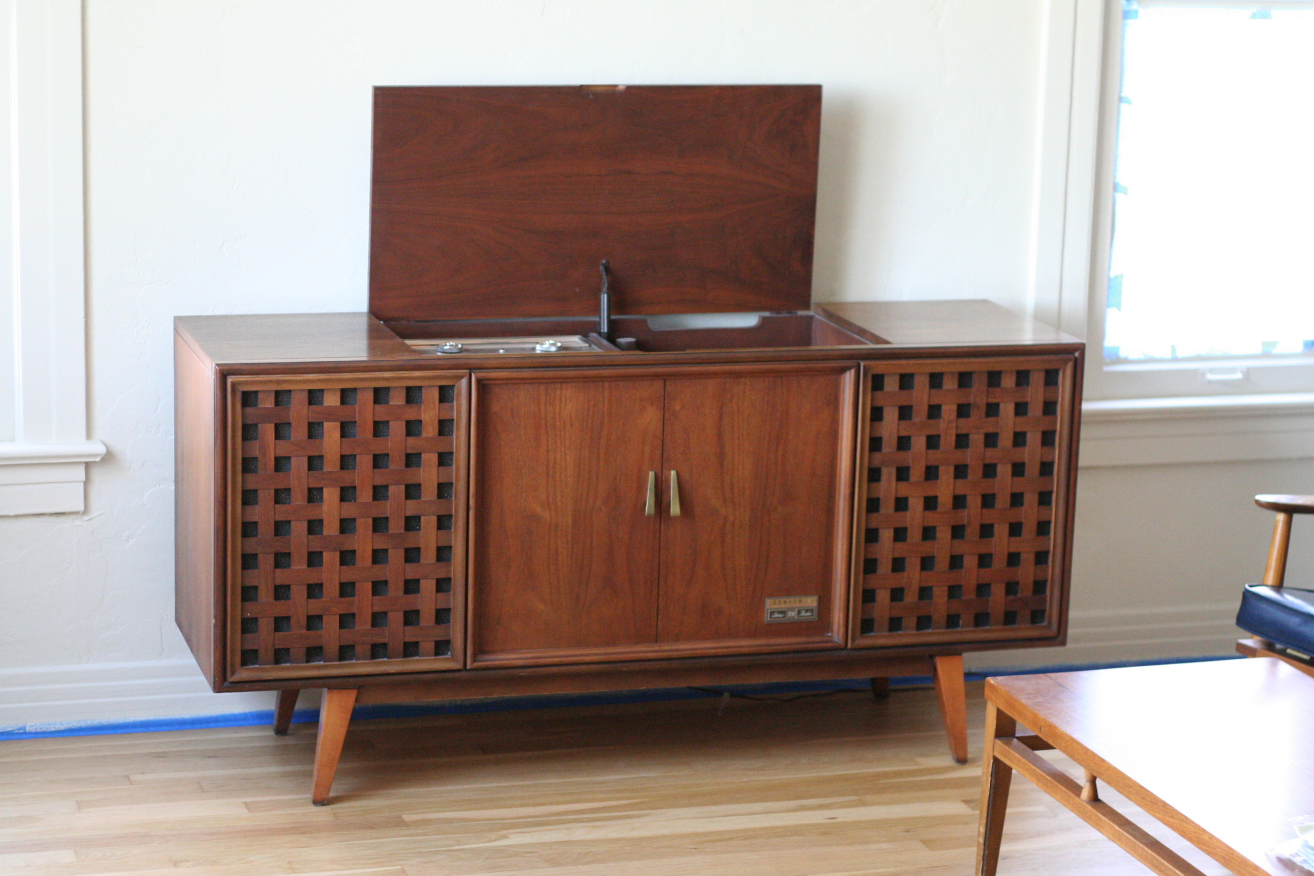 Console Stereo