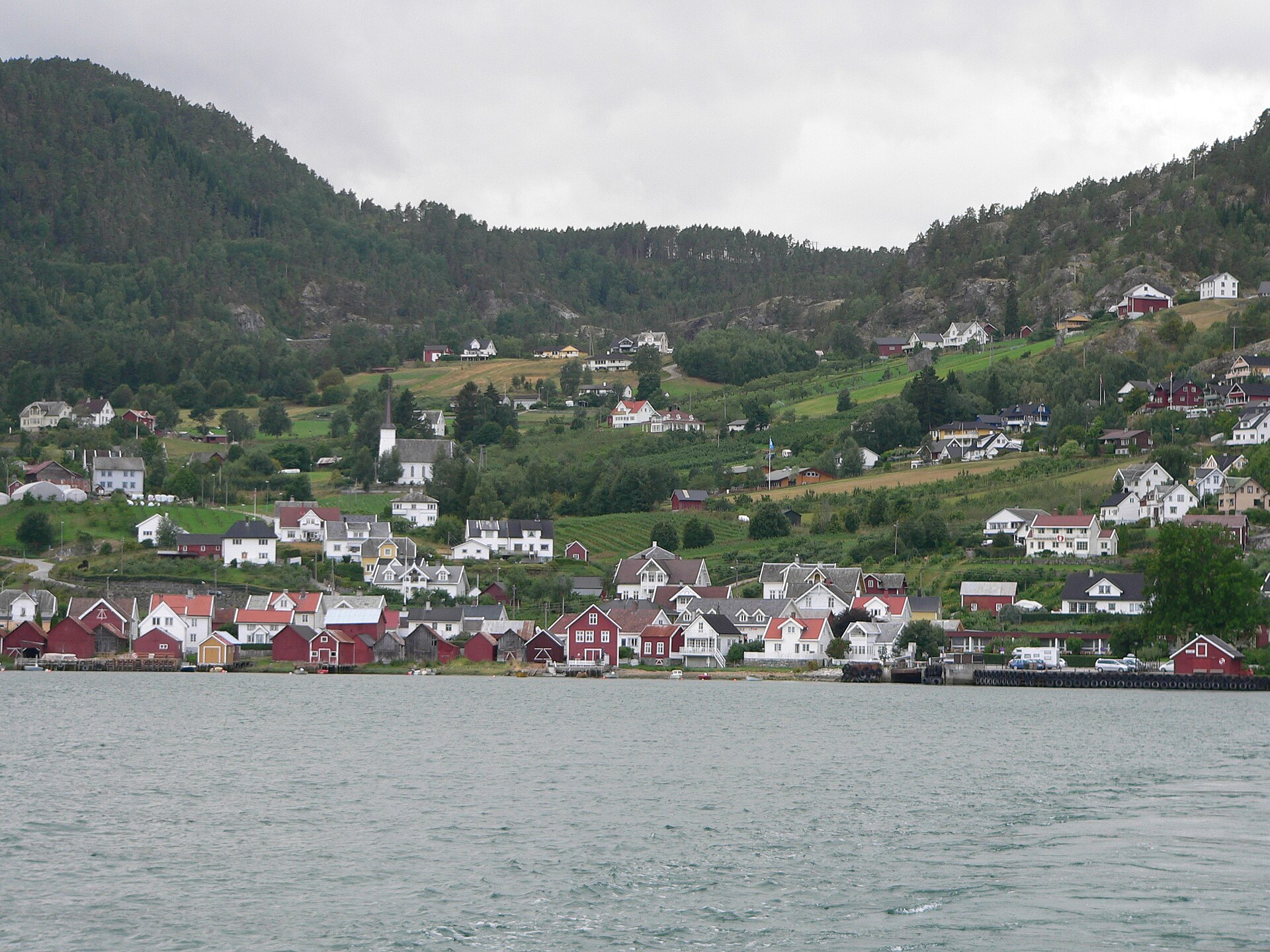 Solvorn, Lustrafjord