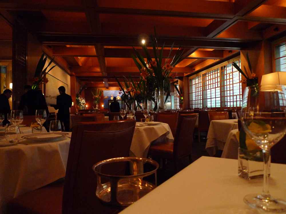 restaurant