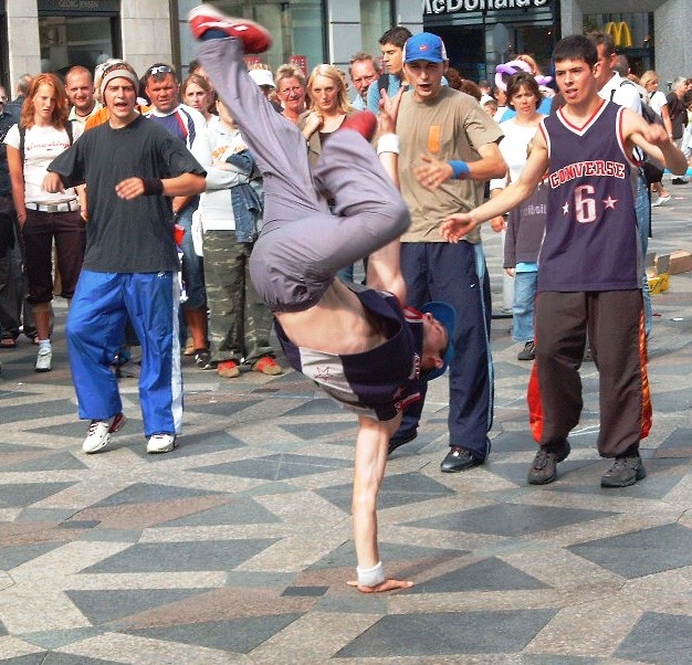Breakdancing