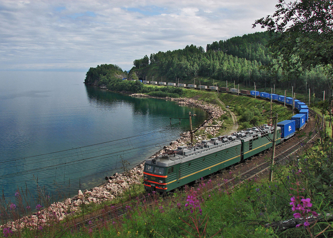 The World’s Longest Train Journeys, From a Week Across Siberia to Epic Transcontinental Rides