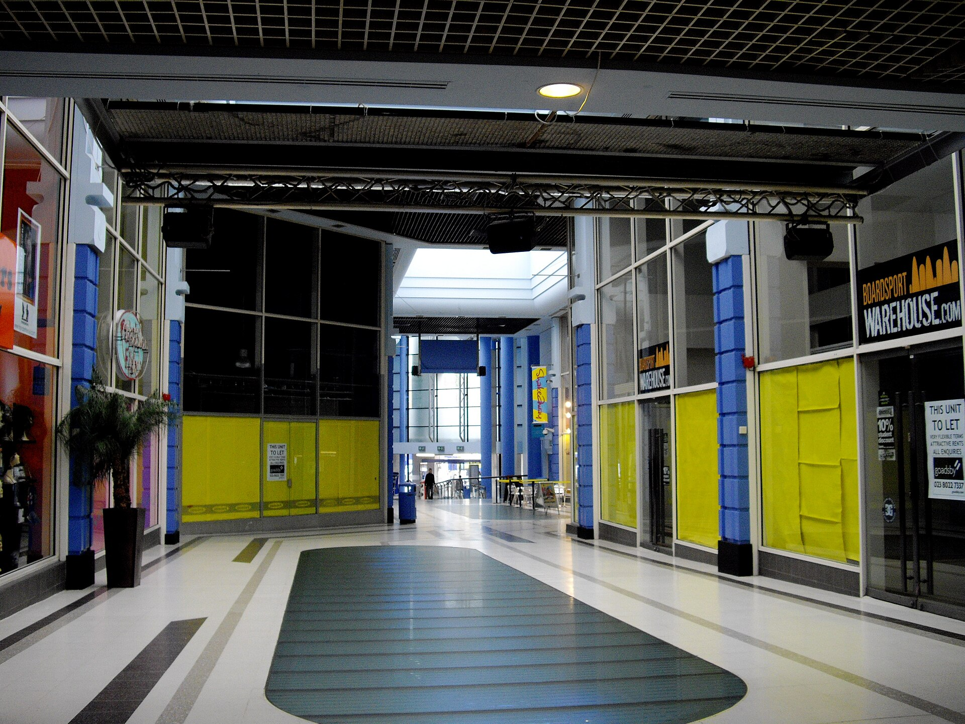 Dead Mall