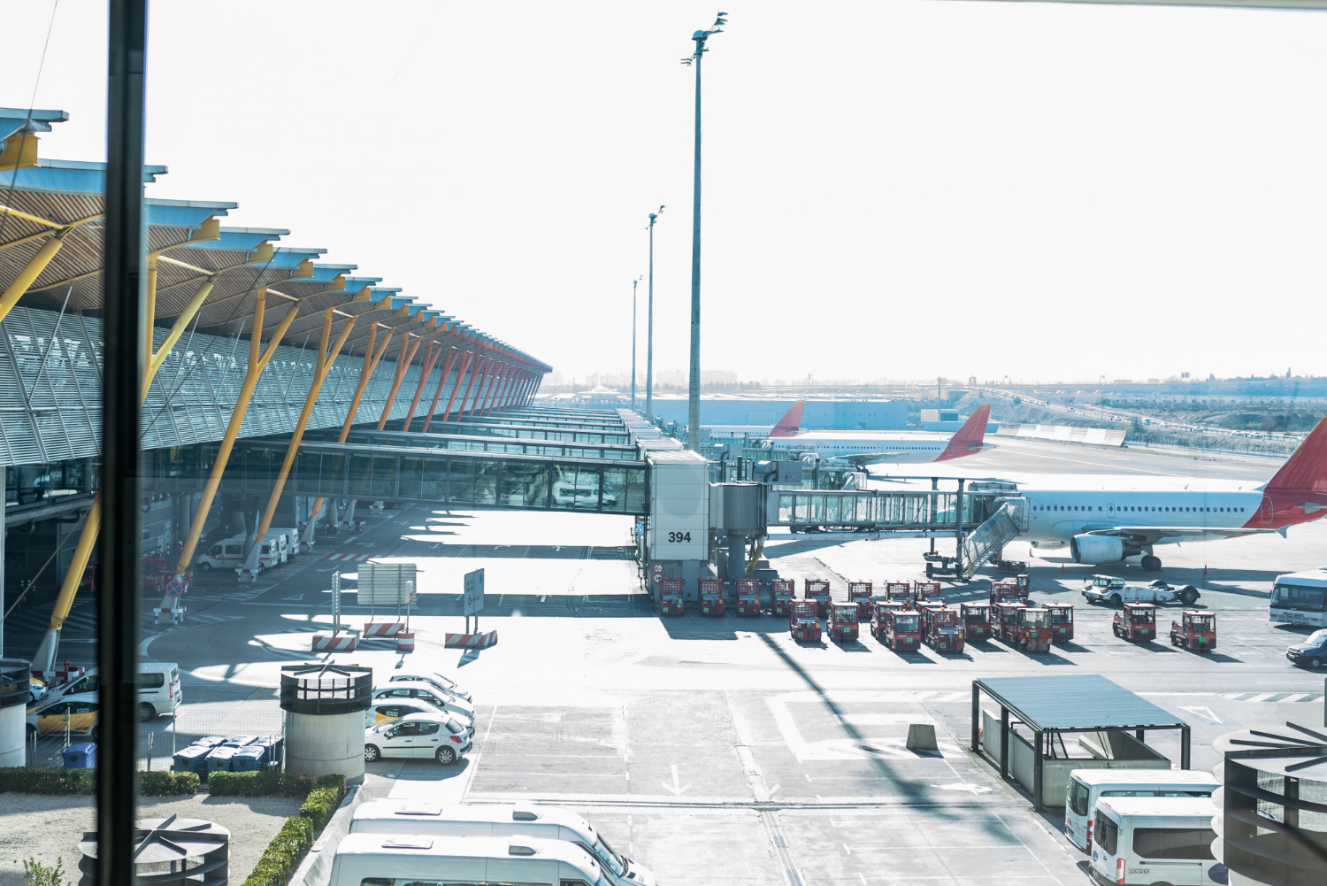 airport connecting flights