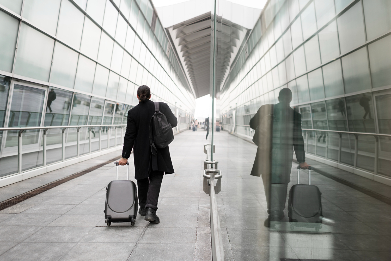 Airport Traveler