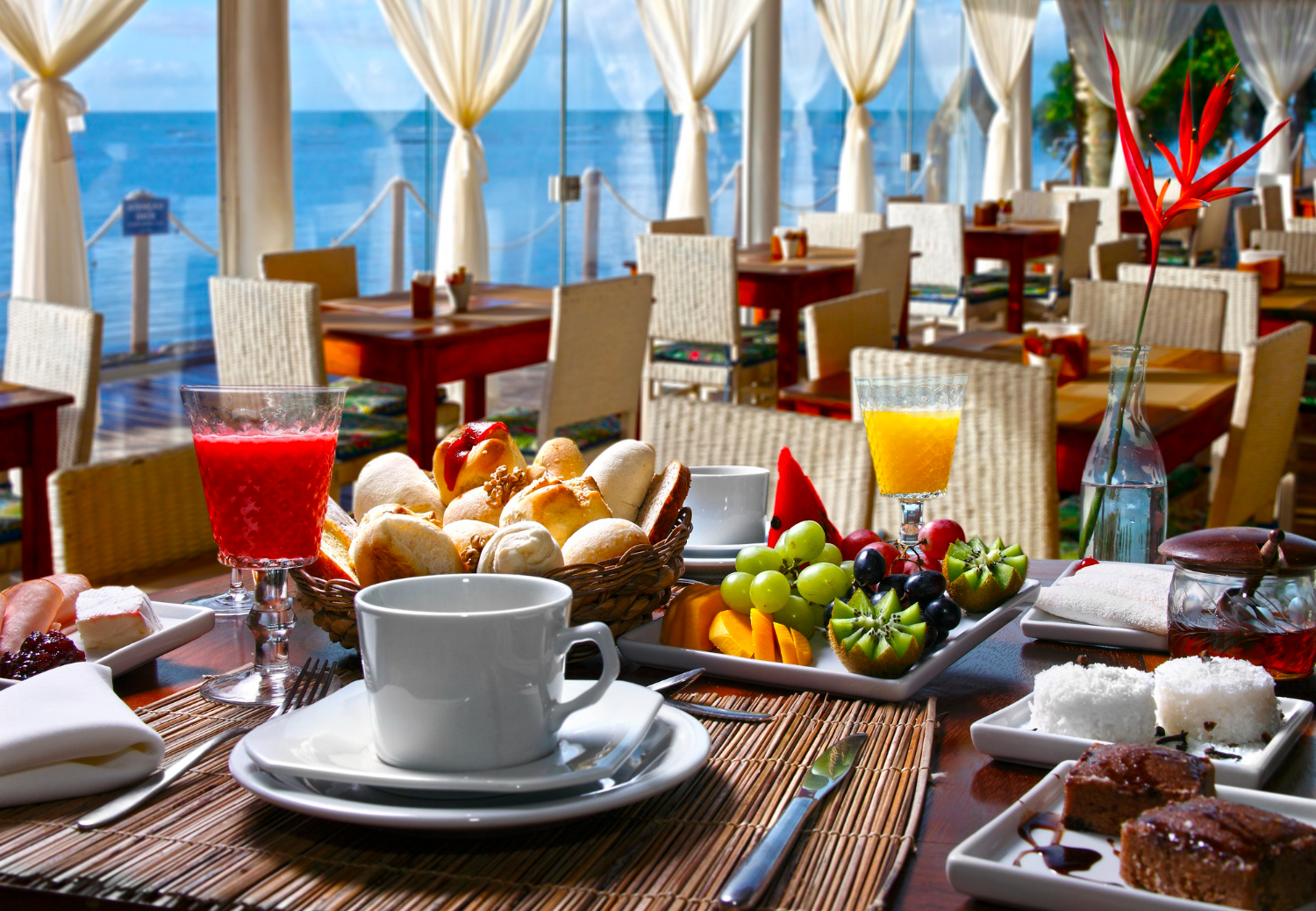 Cruise Ship Dining