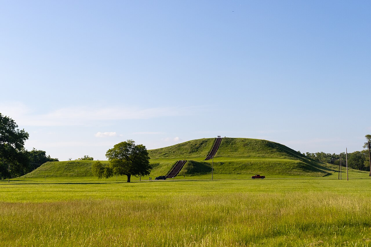 Monks Mound Cahokia