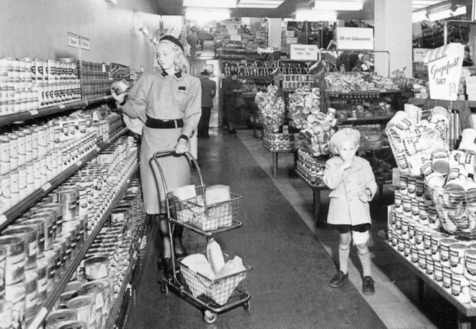 How Grocery Shopping Used to Work: 10 Things That Have Completely Changed
