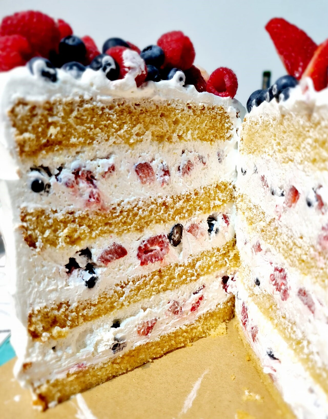 Chantilly Cake