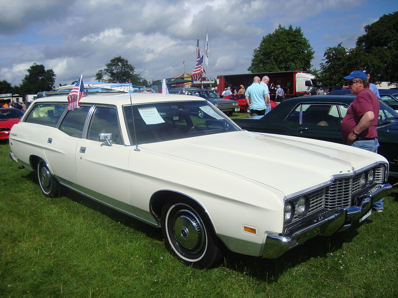 station wagon