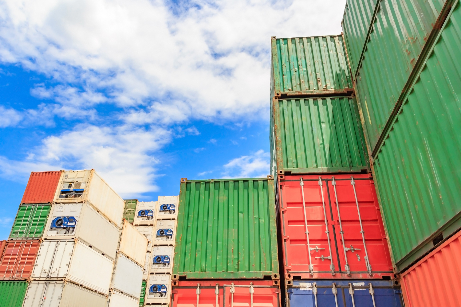 shipping containers port