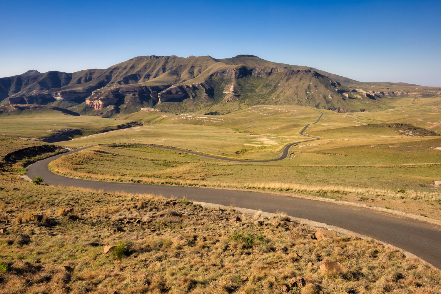 mountain pass road