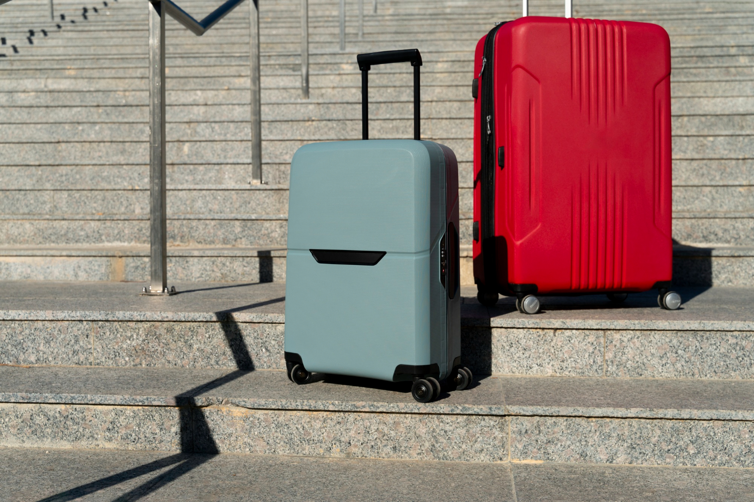 The Retractable-Handle Rolling Bag