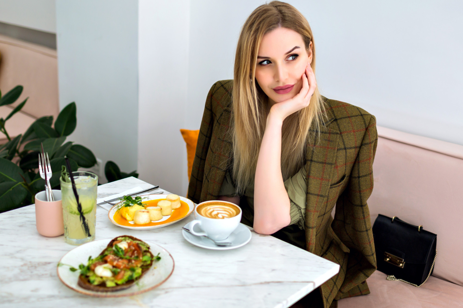 Solo Dining