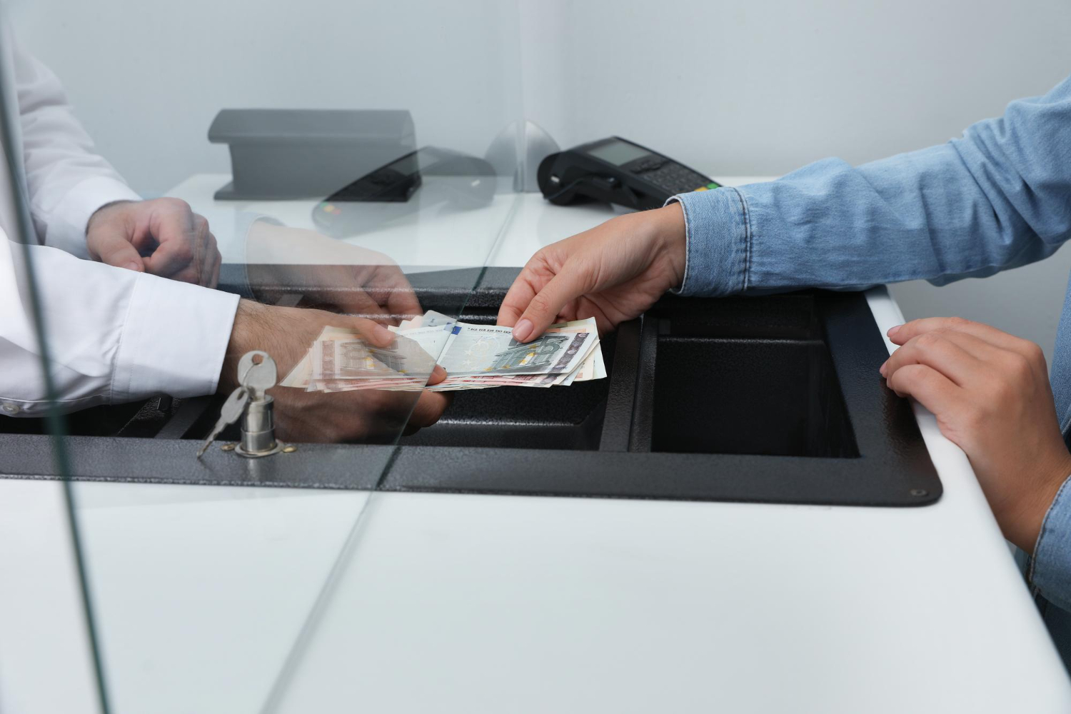 Money exchange