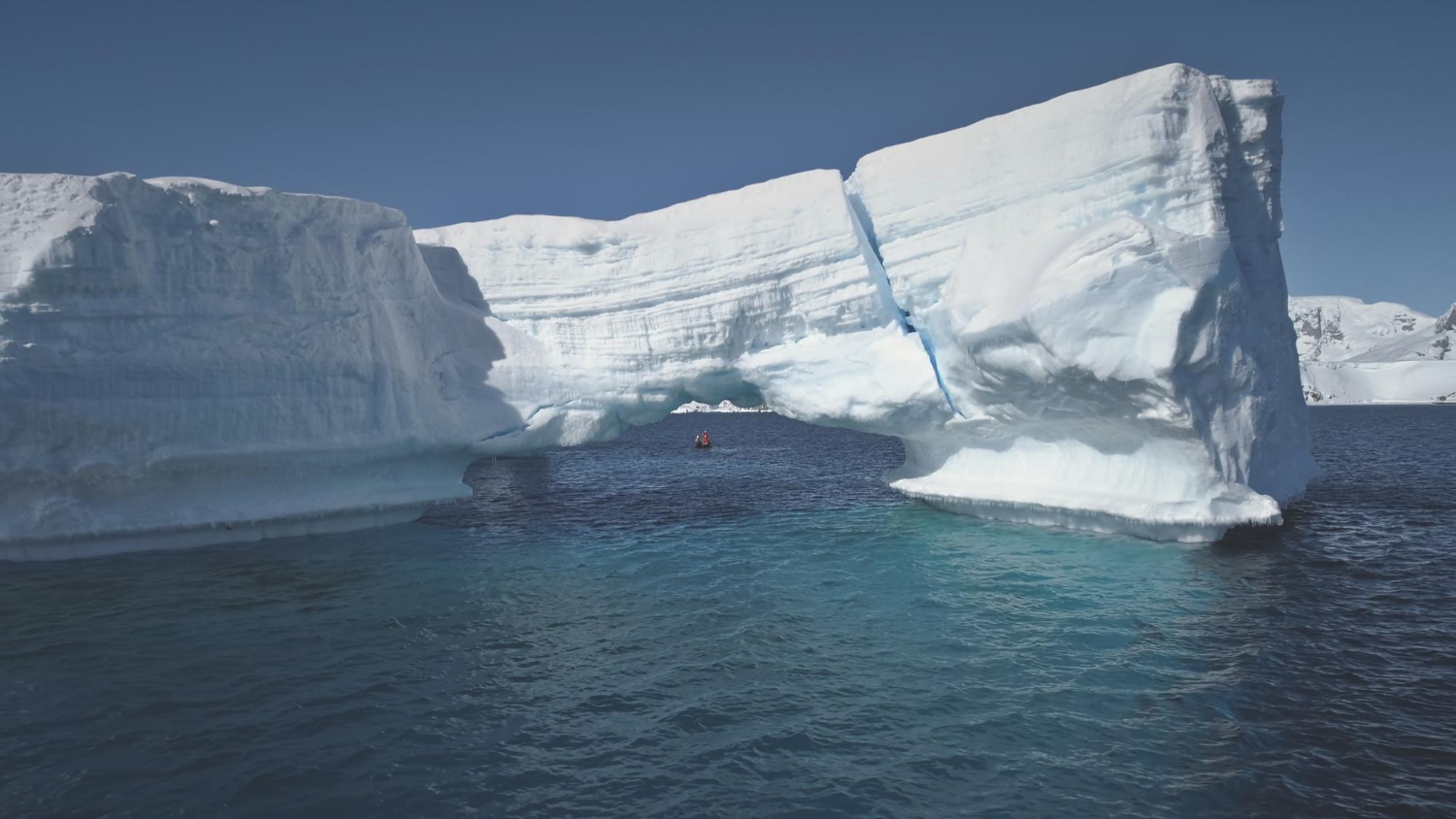 Iceberg Antarctica Ocean