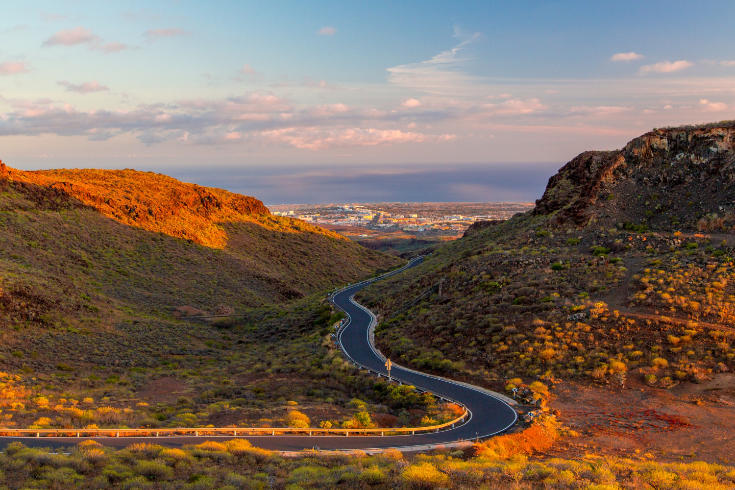 mountain pass road