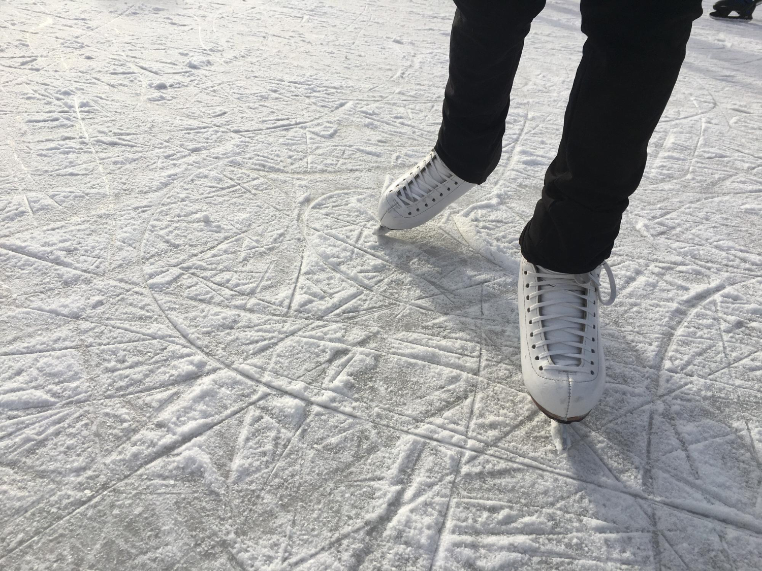 skating