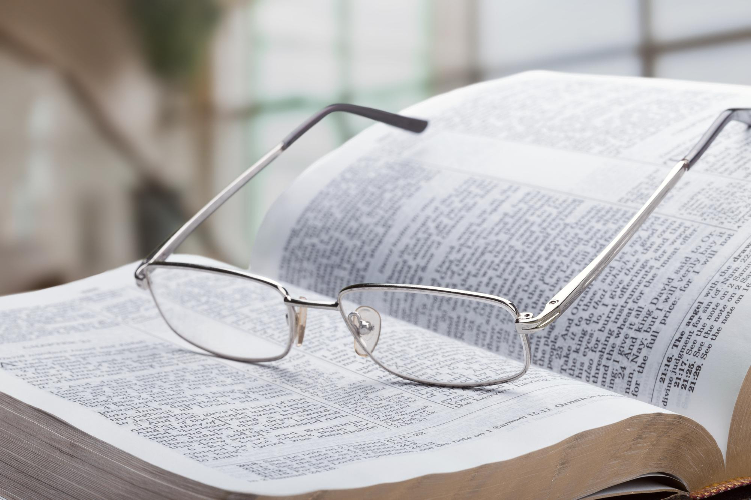 15 Words Other Languages Have That English Badly Needs
