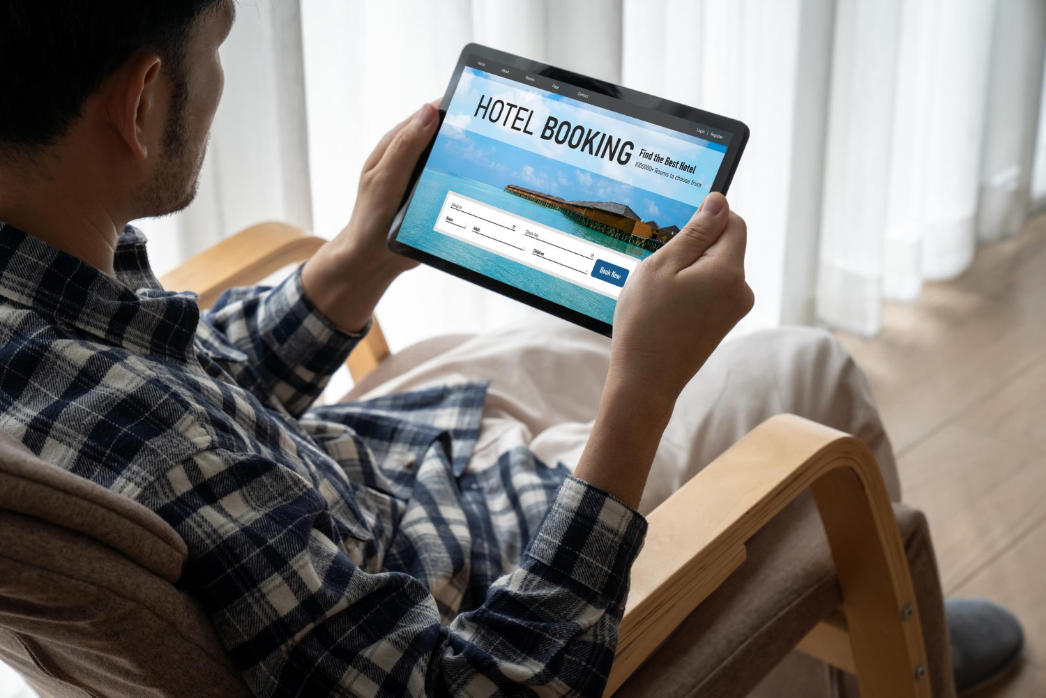 Travelers on Tab