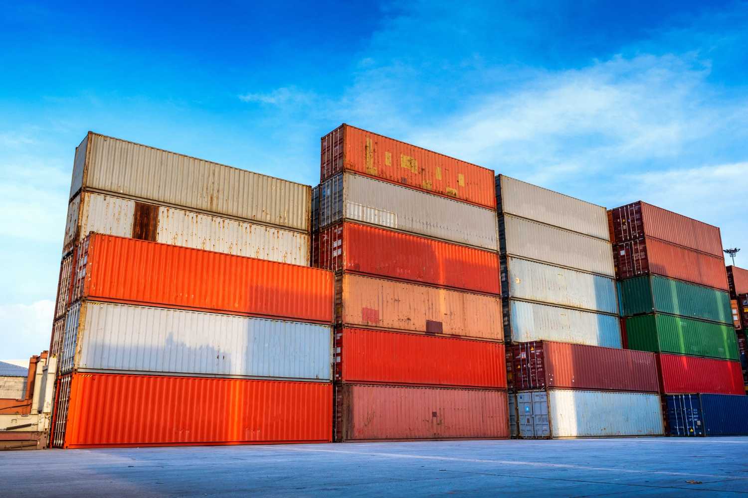 shipping containers port