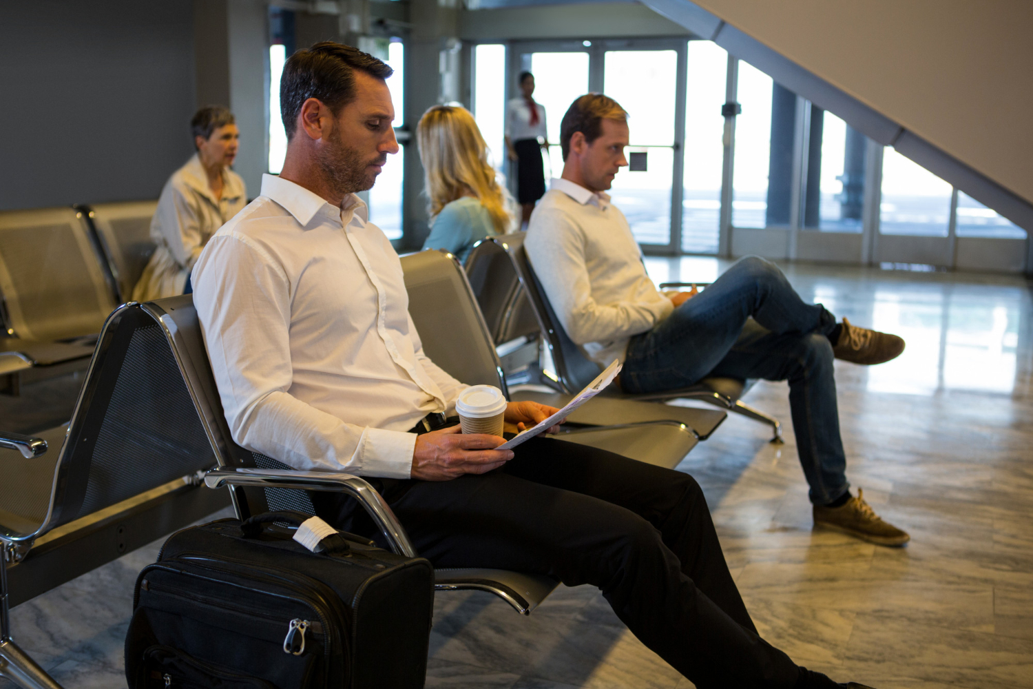 10 Ways to Handle a Long Layover Without Losing the Day