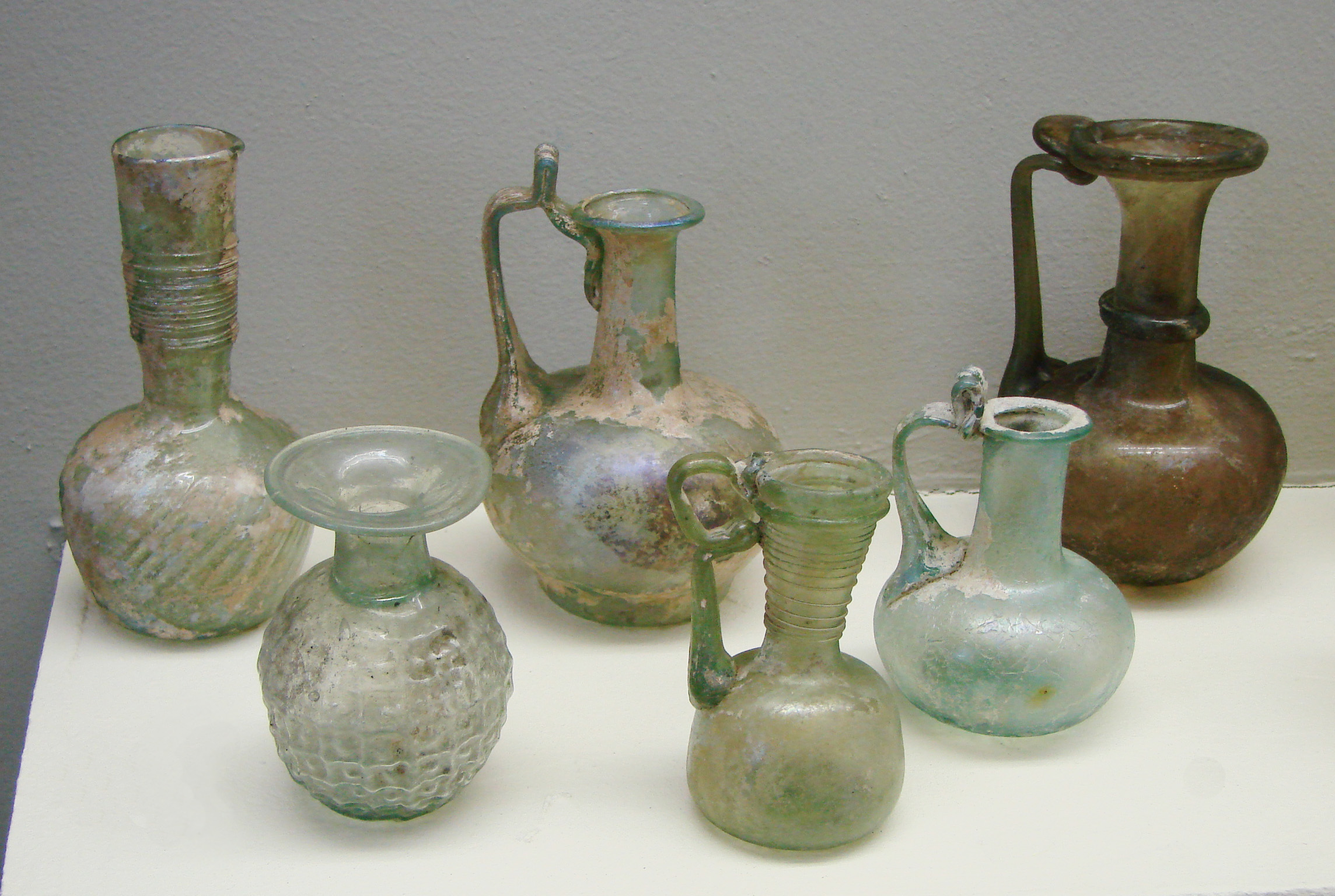 Roman glass vessel