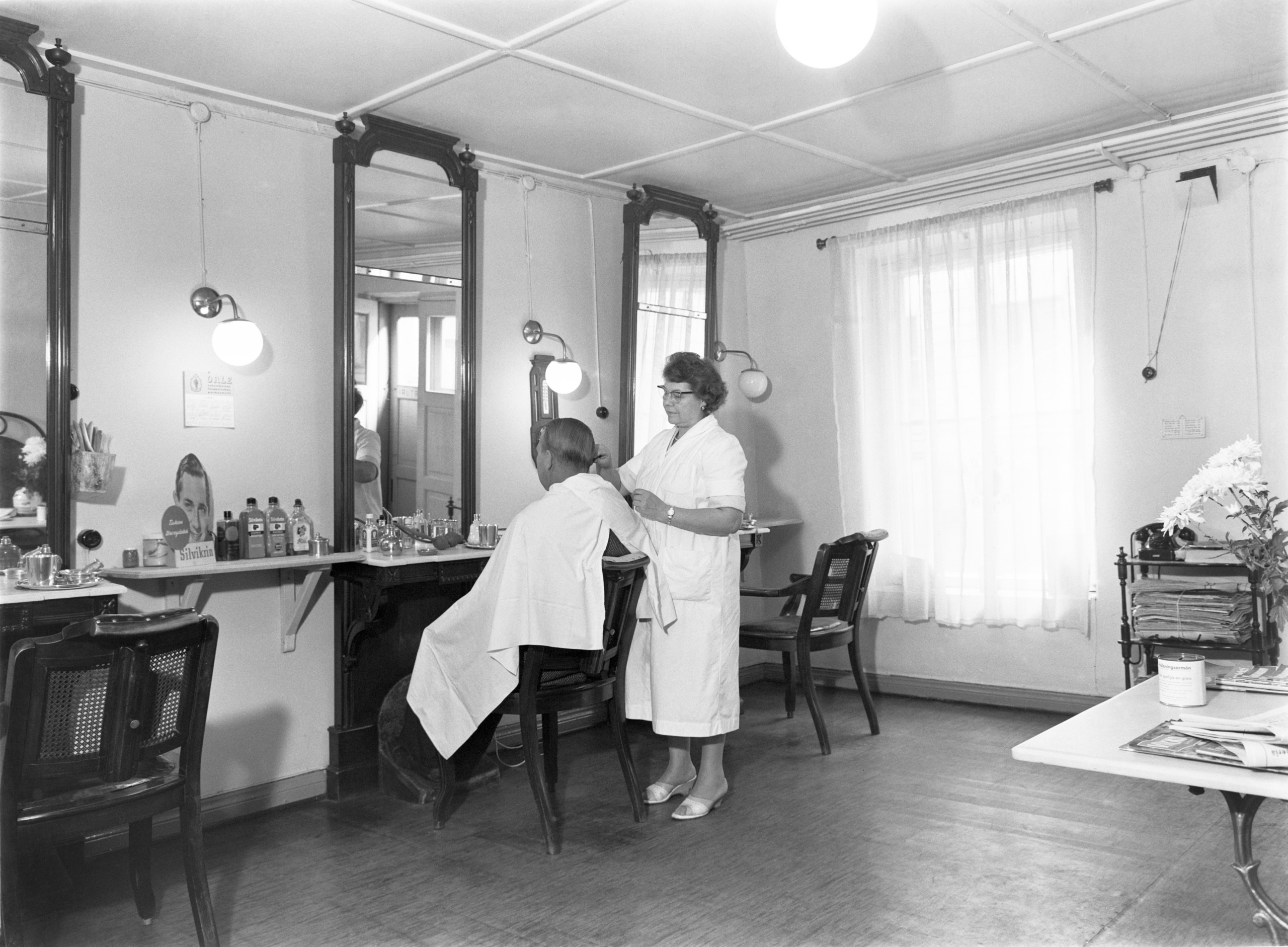 10 Things You Remember About the Old Barber Shop