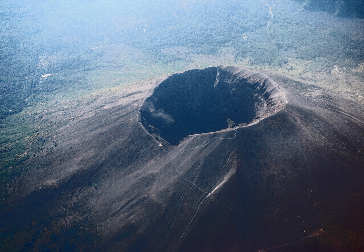 15 Volcanoes Around the World You Can Actually Visit Up Close