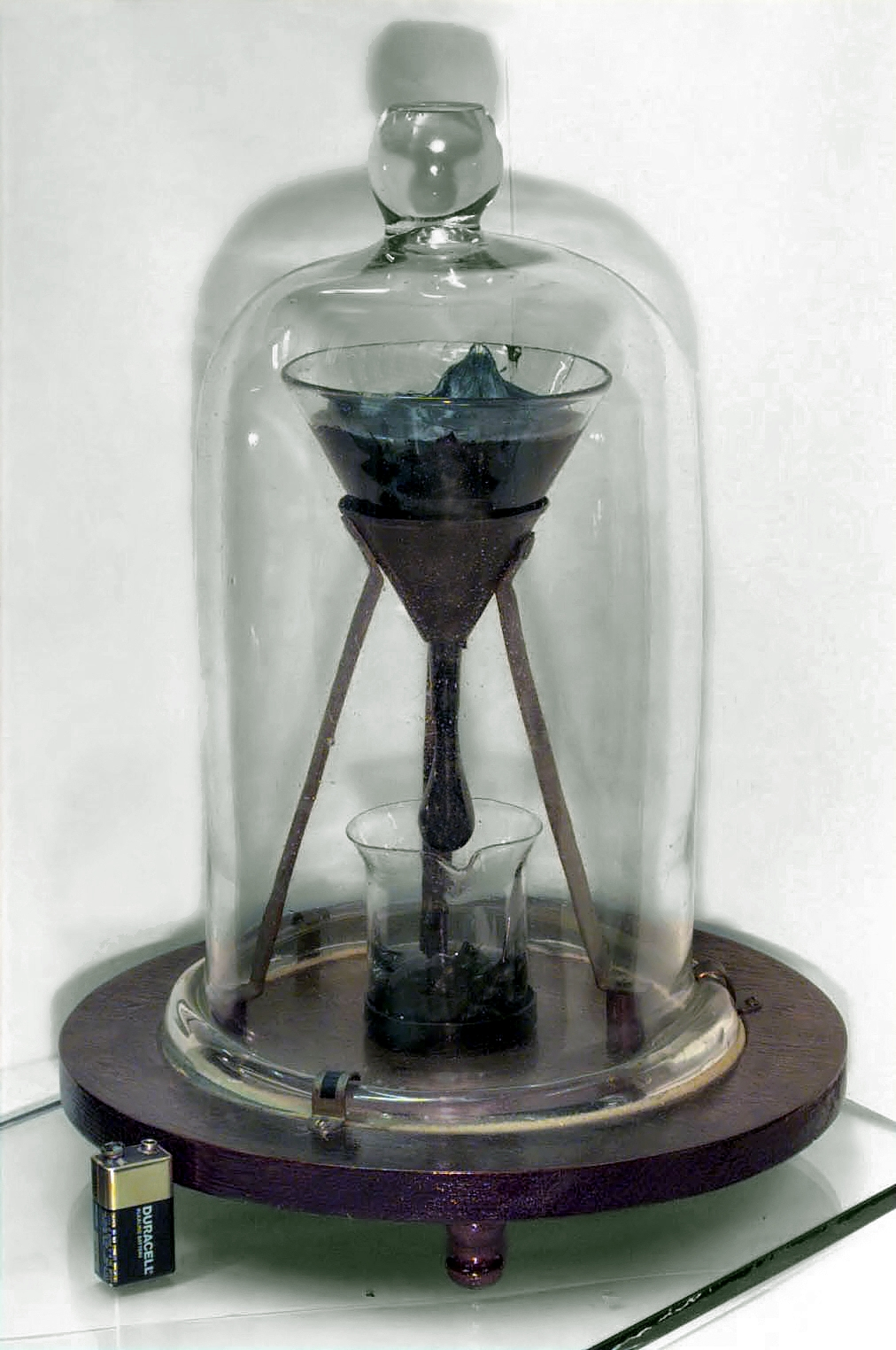 Pitch Drop experiment funnel laboratory