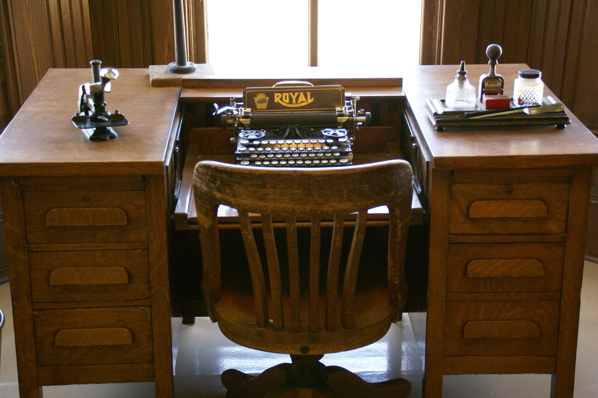 antique typewriter