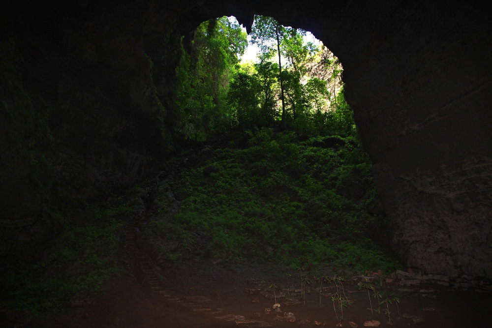 cave