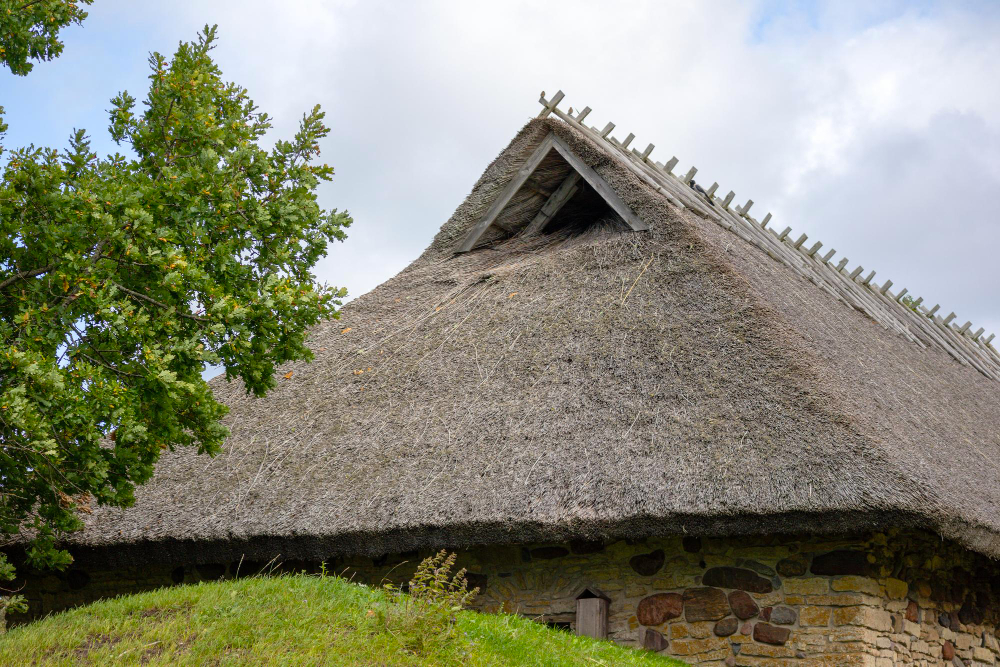 thatched roof