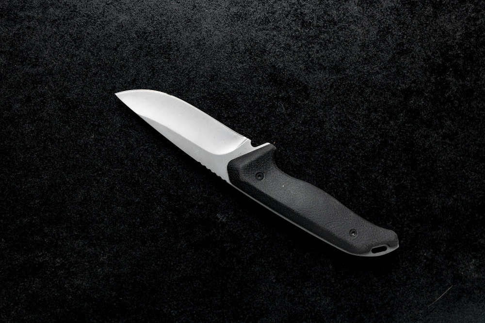 blade edge metal
